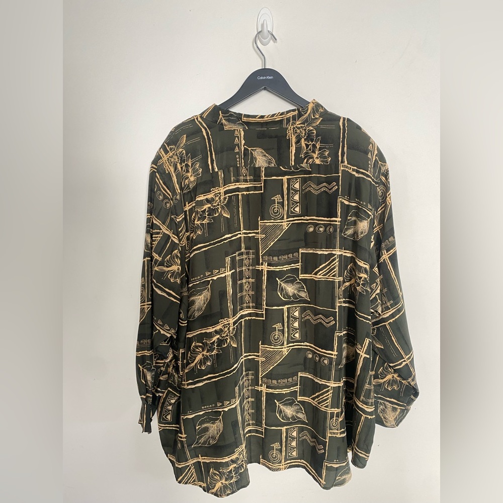Silk button up - Picture 6 of 8